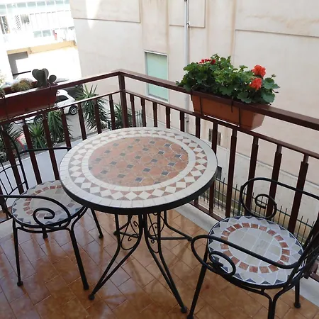 Casa Delle Pomelie * Marsala